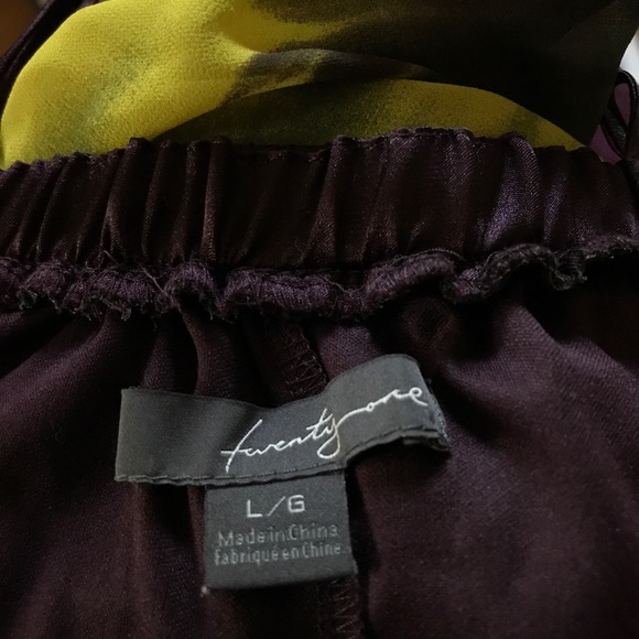 Flowy Multi-Color Dress - Picture 4 of 4